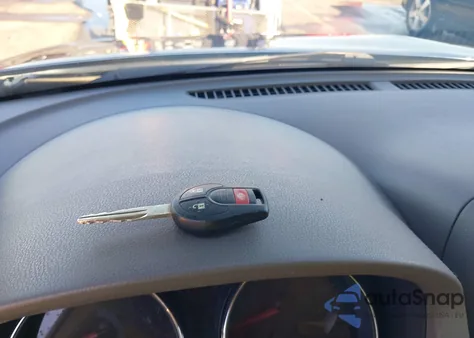 2013 Nissan Versa 1.6 Sv from USA, damaged, VIN 3N1CN7AP2DL842482